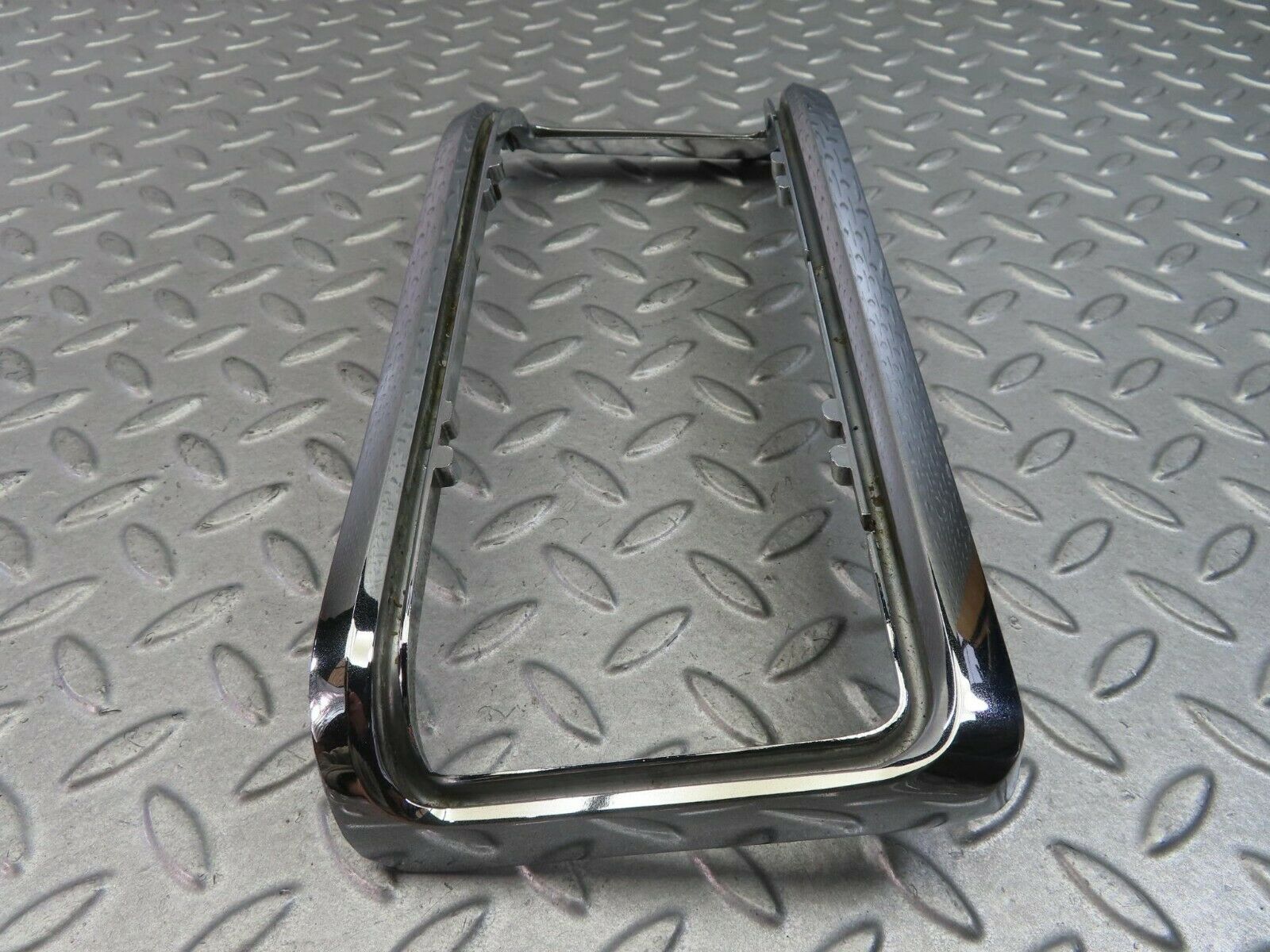 8512 Mercedes-Benz W115 Tail Light Chrome Frame Right 1158260259