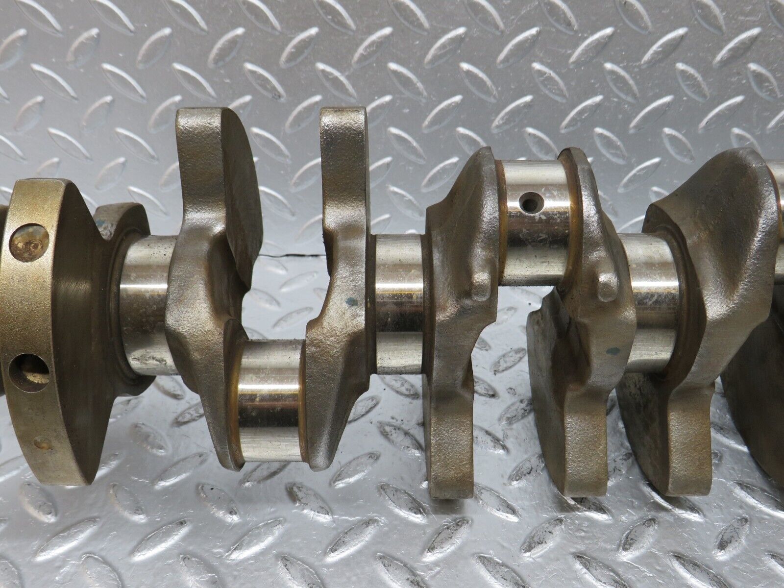 32691 Mercedes-Benz S124 300TE Wagon Crankshaft 103031058