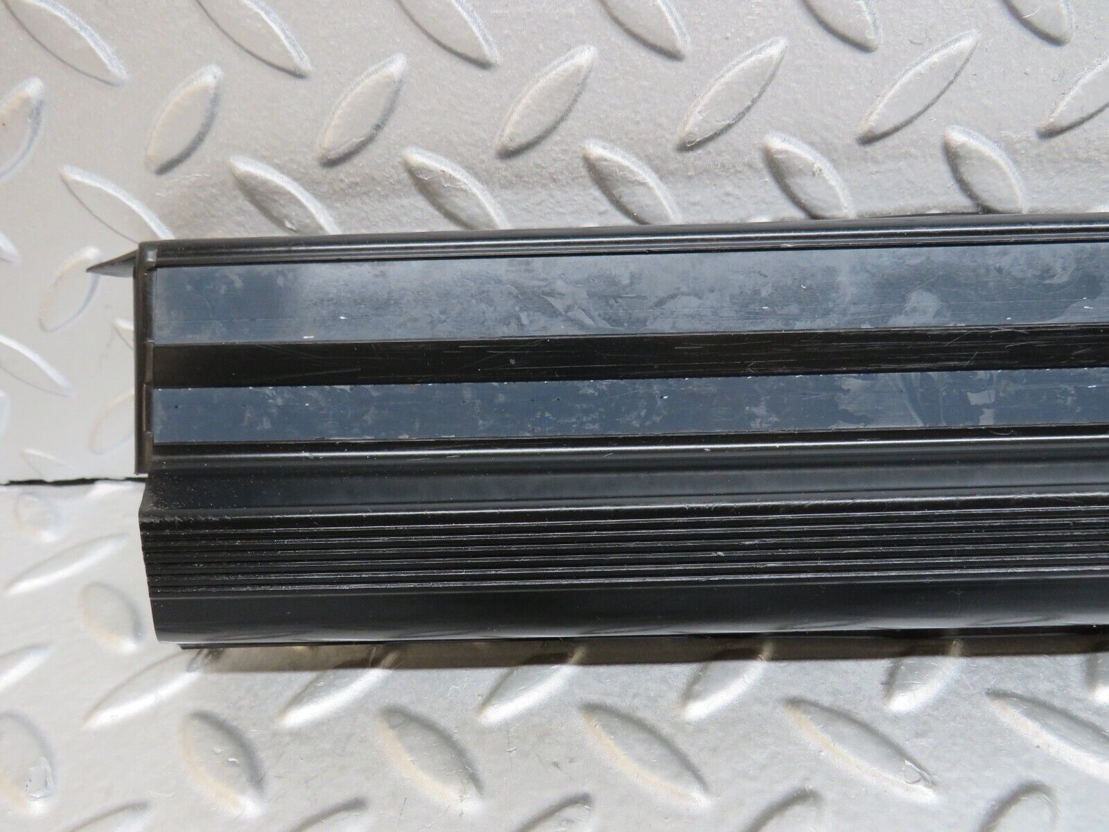 37867 Mercedes-Benz A124 320E Cabriolet Right Door Sill Trim Black