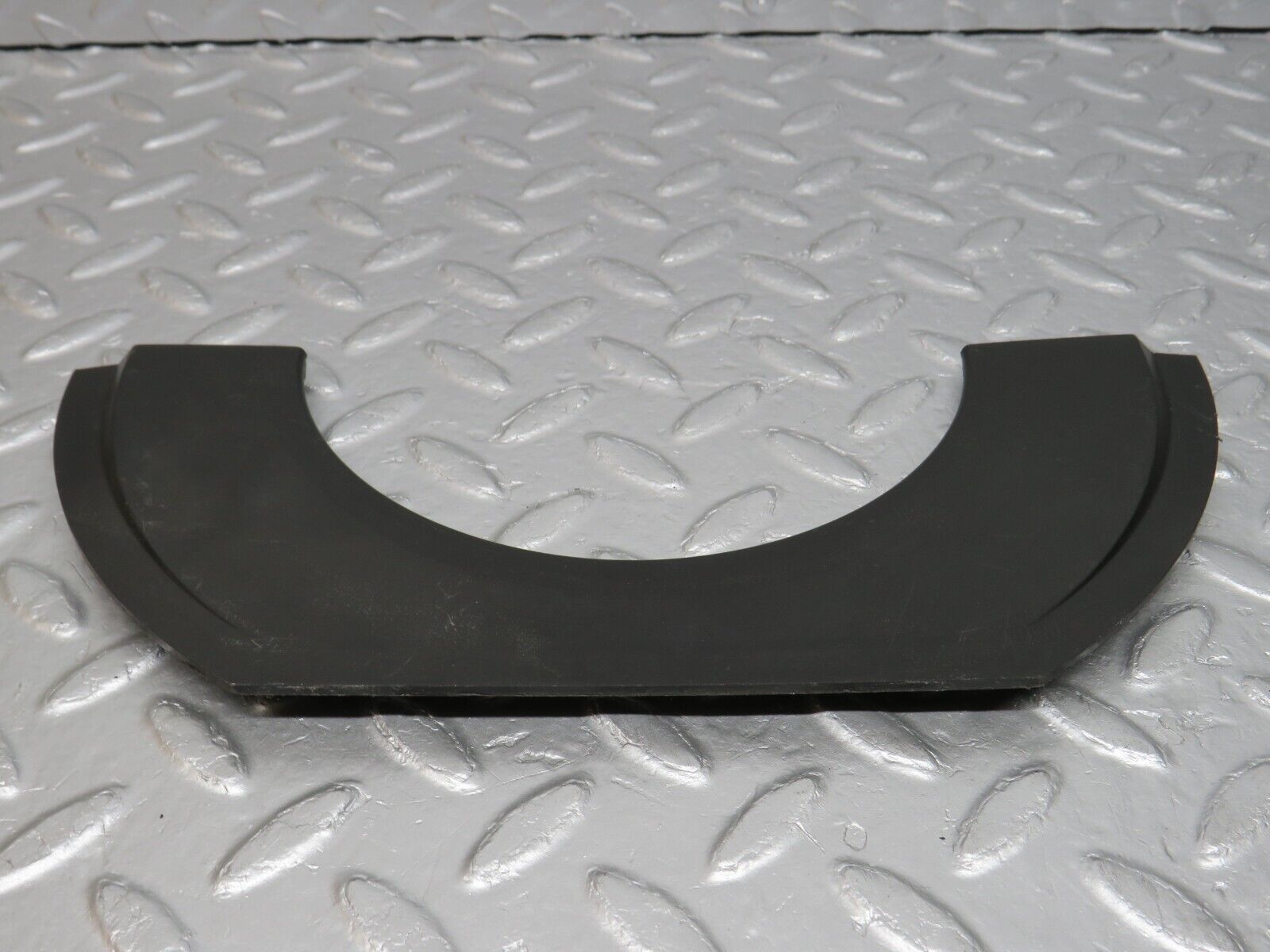 39765 Mercedes-Benz R129 320SL Coupe Windscreen Wiper Surround Trim