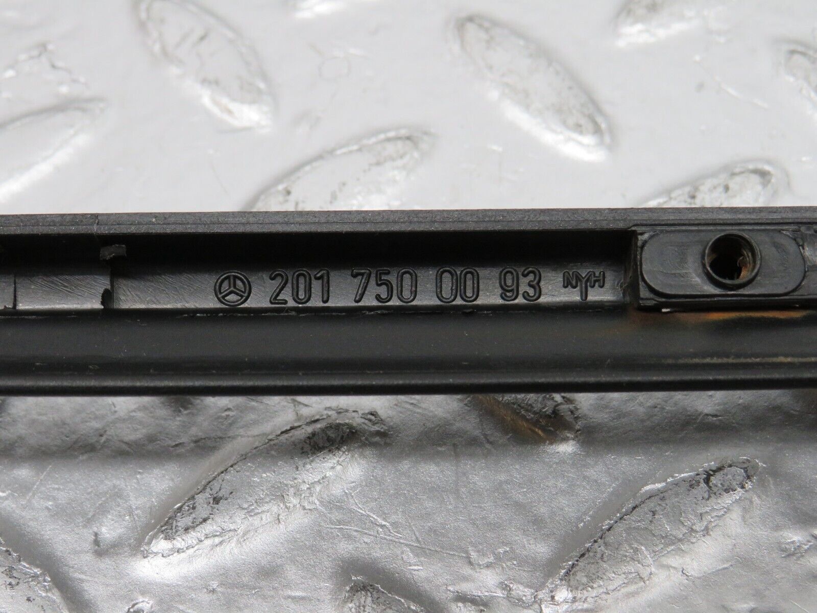 30784 Mercedes-Benz W201 190E 2.0L Trunk Lid Handle 2017500093