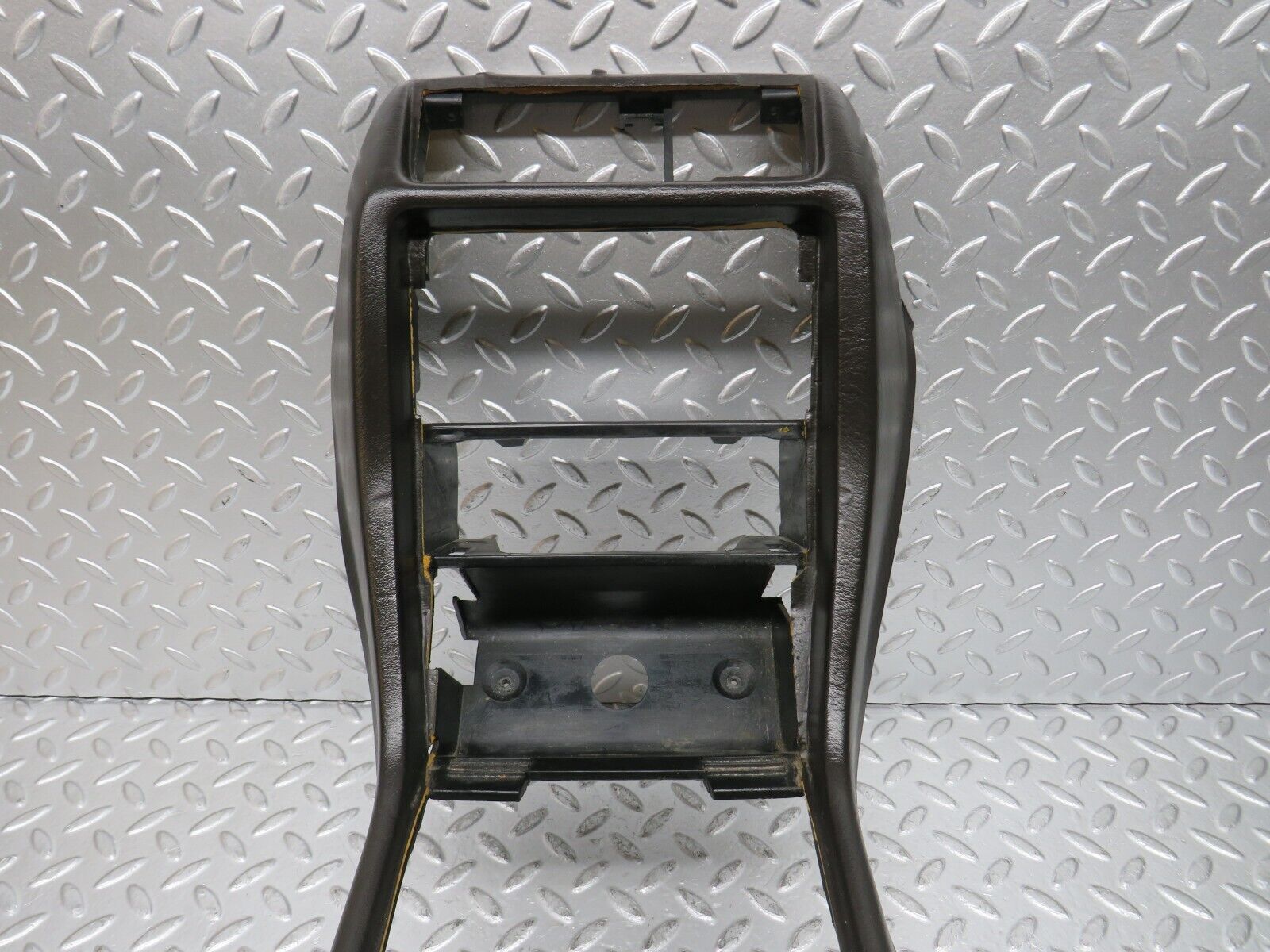 29745 Mercedes-Benz W123 230E Centre Console