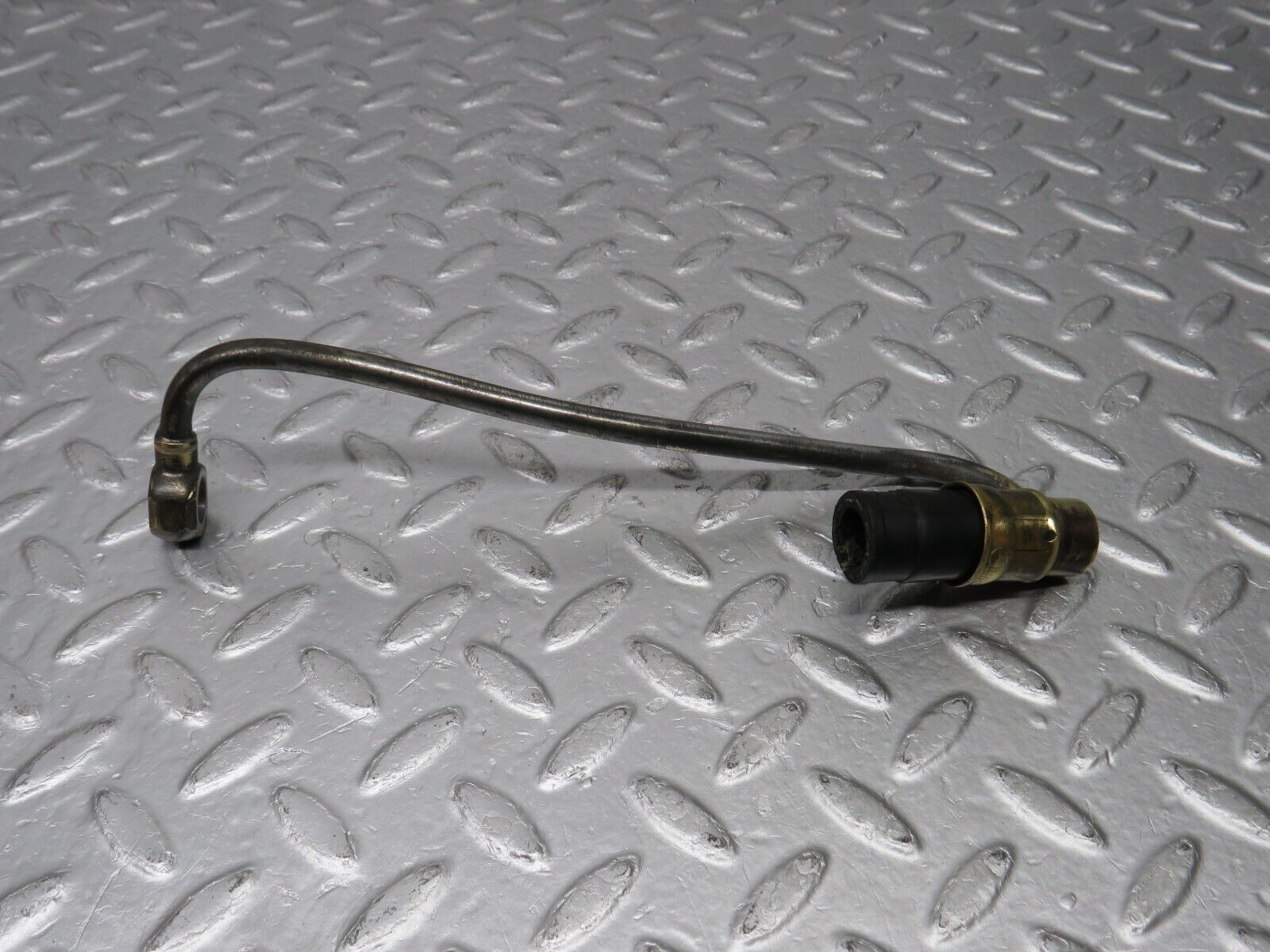 38876 Mercedes-Benz W201 190E 2.6L Fuel Pipe Line