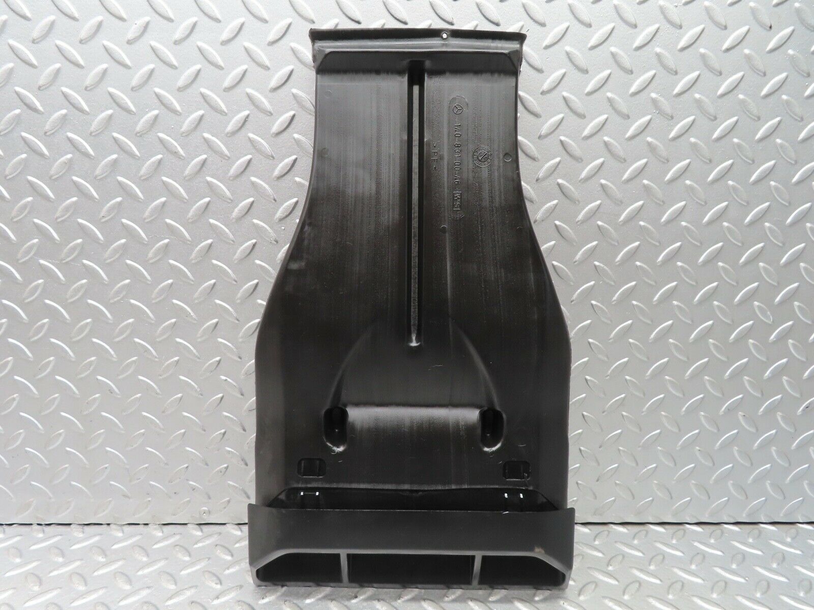 19300 Mercedes-Benz C140 CL420 Coupe Rear Air Duct 1408310046