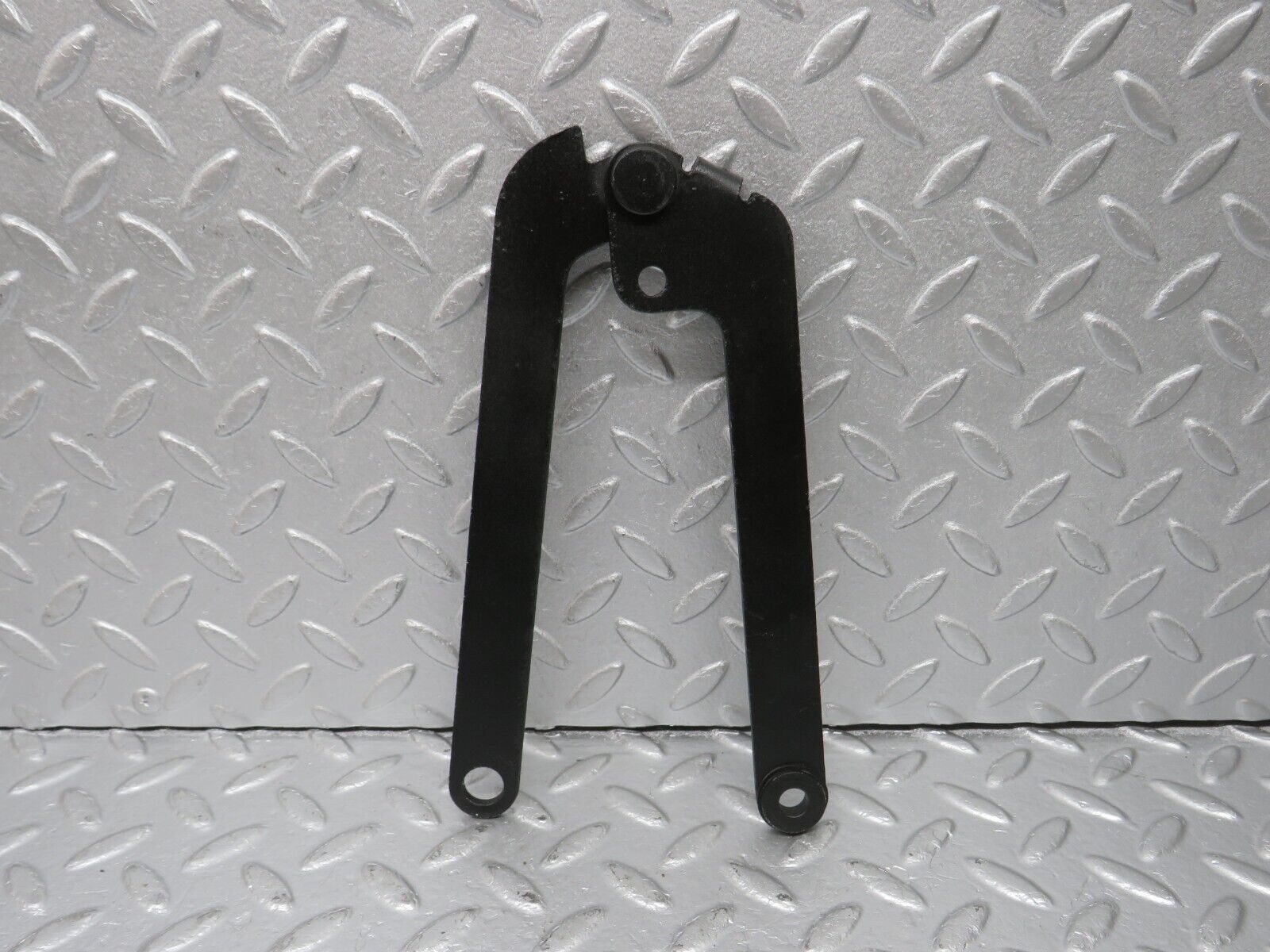 40404 Mercedes-Benz W110 230 Bonnet Hinge Right Side