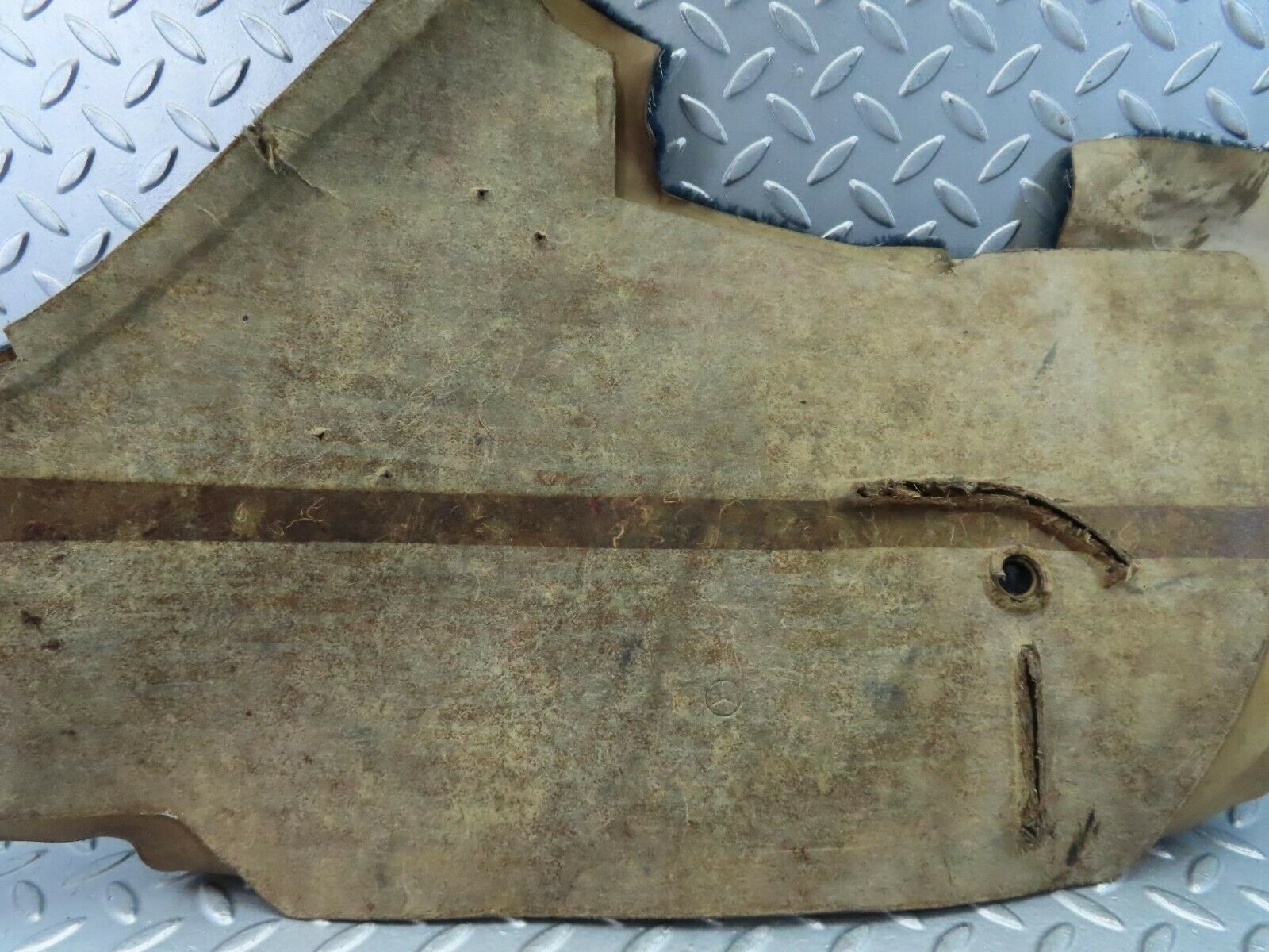 9497 Mercedes-Benz C124 300CE Coupe Centre Console Carpet Left Blue