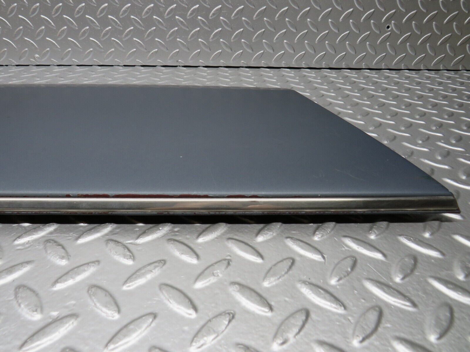 29998 Mercedes-Benz W124 Rear Right Door Lower Moulding Trim 1246901840