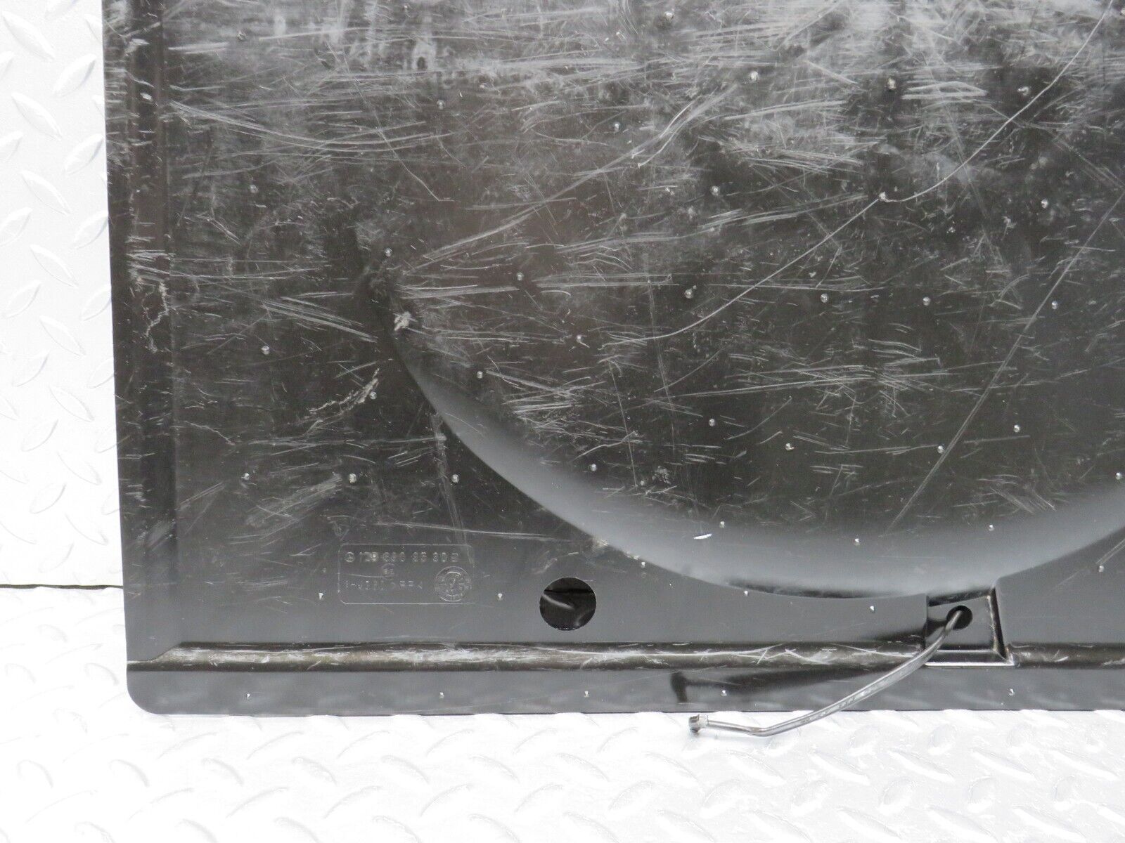 38231 Mercedes-Benz R129 280SL Coupe Trunk Boot Spare Wheel Cover Panel 1296903530 1236930014