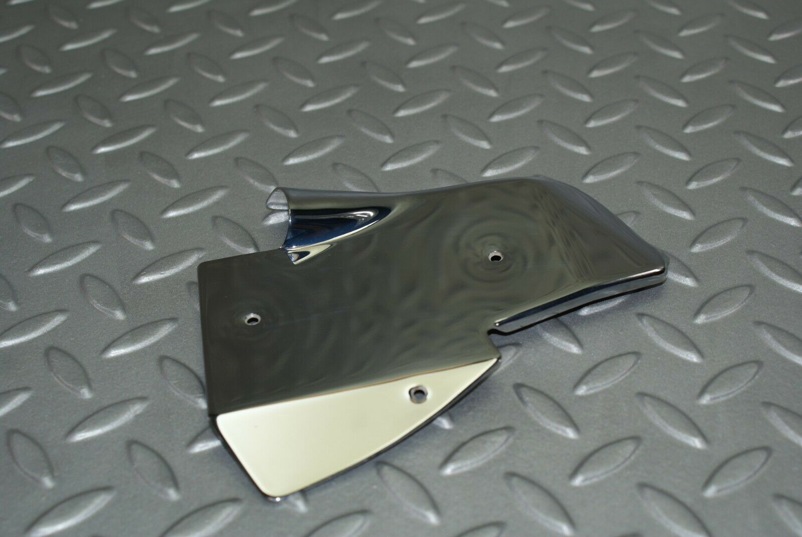 2954 Mercedes-Benz C123 280CE Coupe B Pillar Trim Chrome