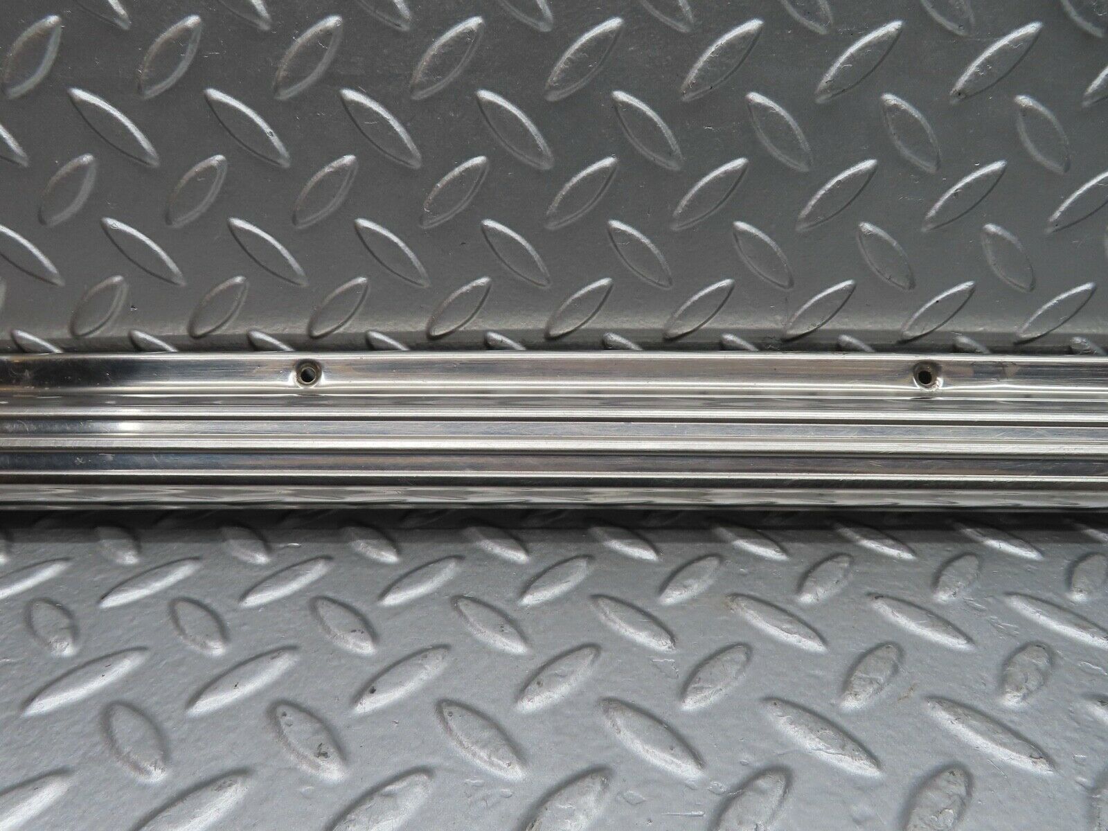 20390 Mercedes-Benz W114 280CE Coupe Right Door Sill Chrome