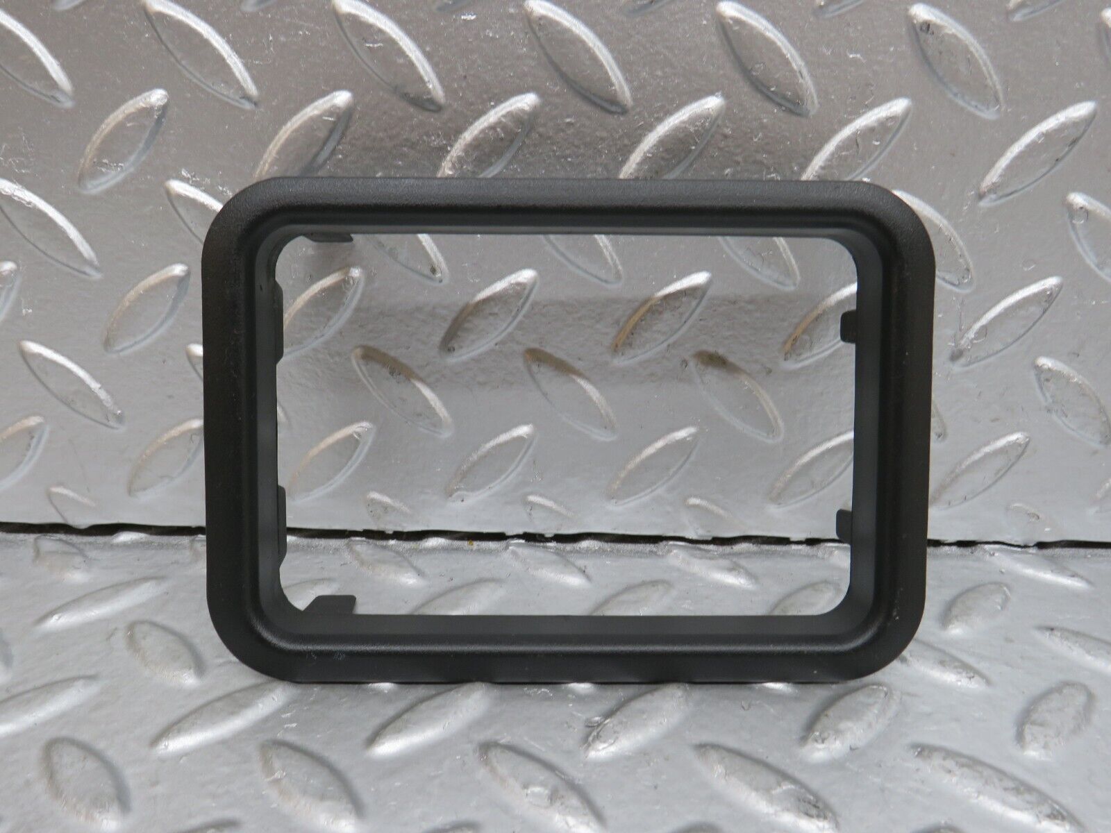 29448 Mercedes-Benz W124 230E Gear Selector Surround 1242670088