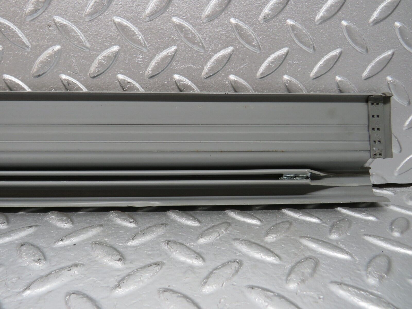 31207 Mercedes-Benz S124 220TE Wagon Front Left Door Sill Trim