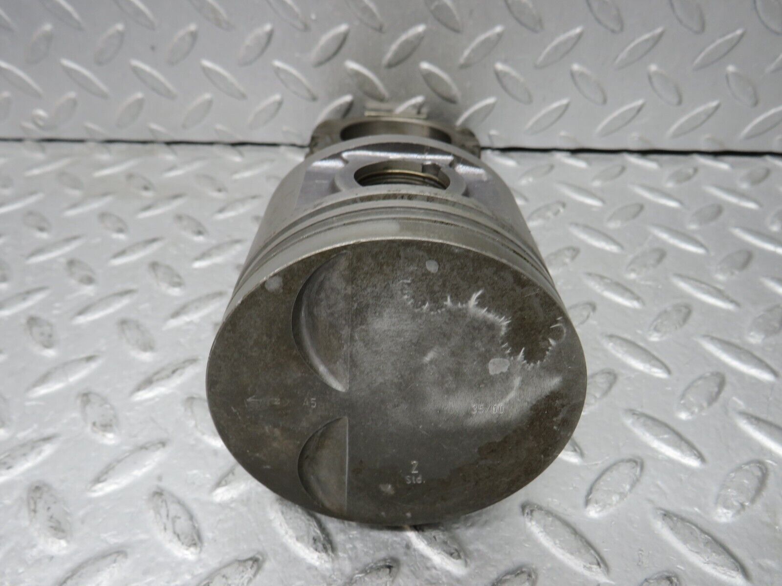 37630 Mercedes-Benz W109 300SEL Piston With Connecting Rod 91.5 mm