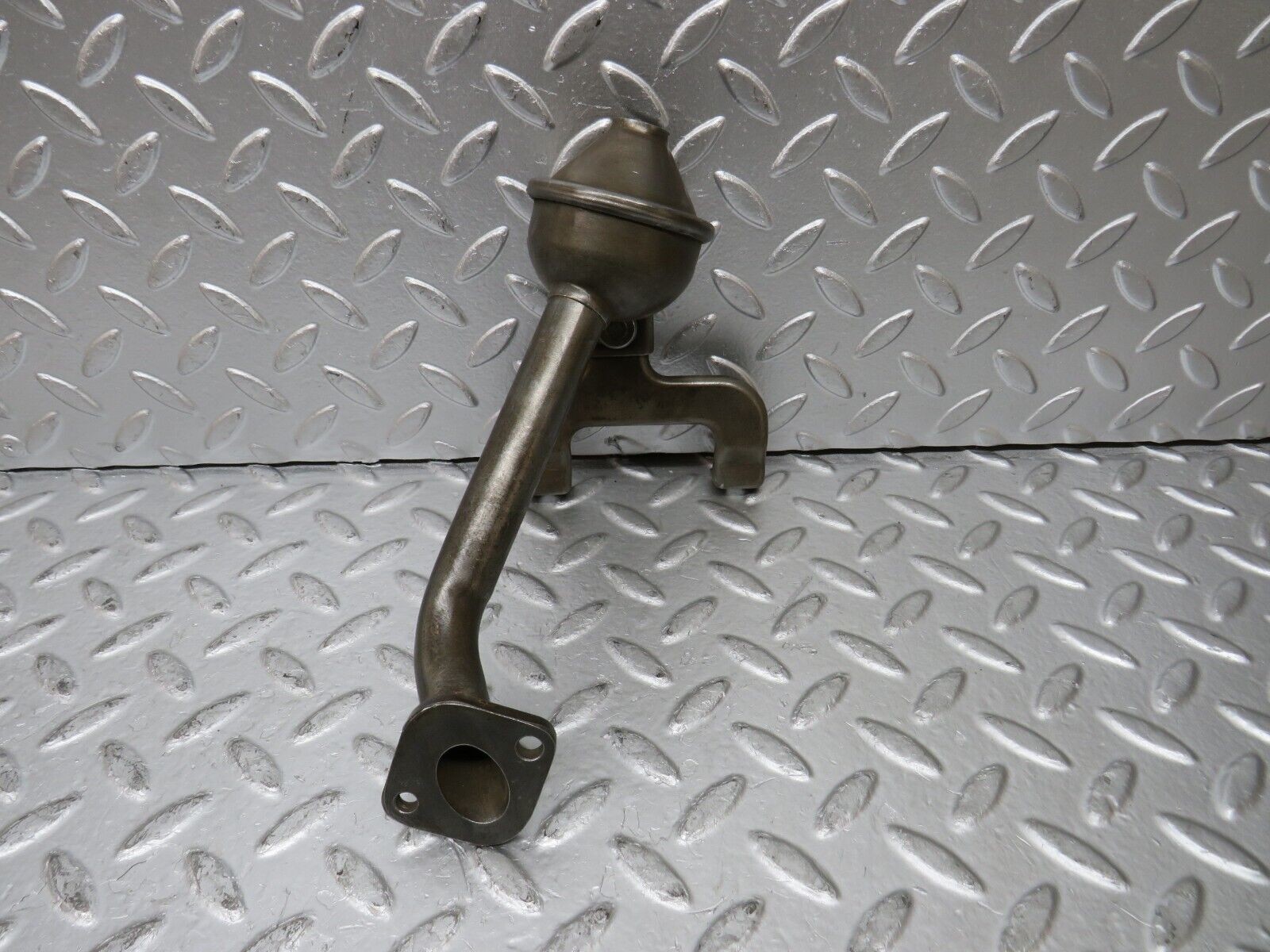 29851 Mercedes-Benz W123 230E Oil Pump Filter