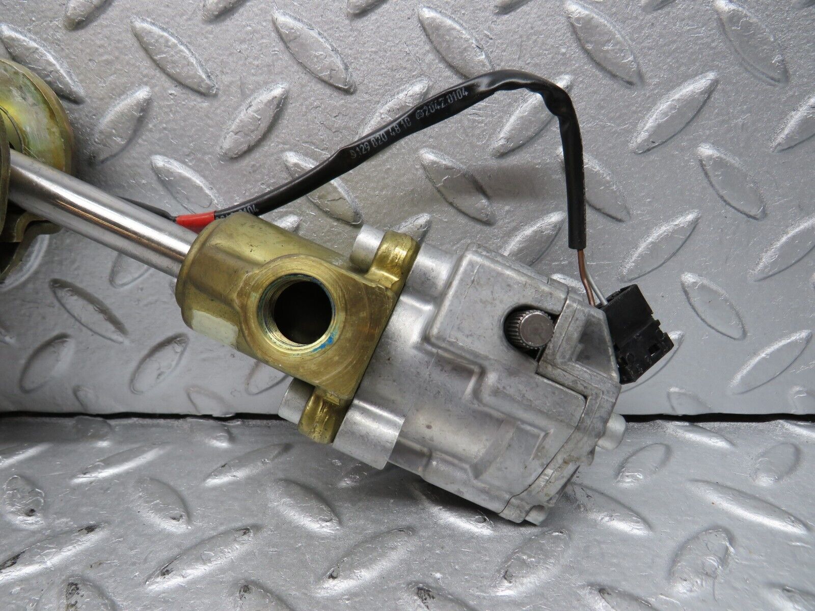 36845 Mercedes-Benz R129 300SL-24 Front Left Seat Recline Mechanism 1299100161