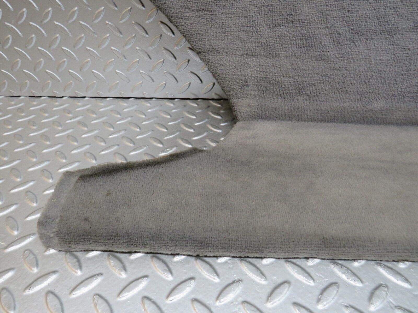 32350 Mercedes-Benz S124 300TE Trunk Side Panel Cover Right Grey 1246923489