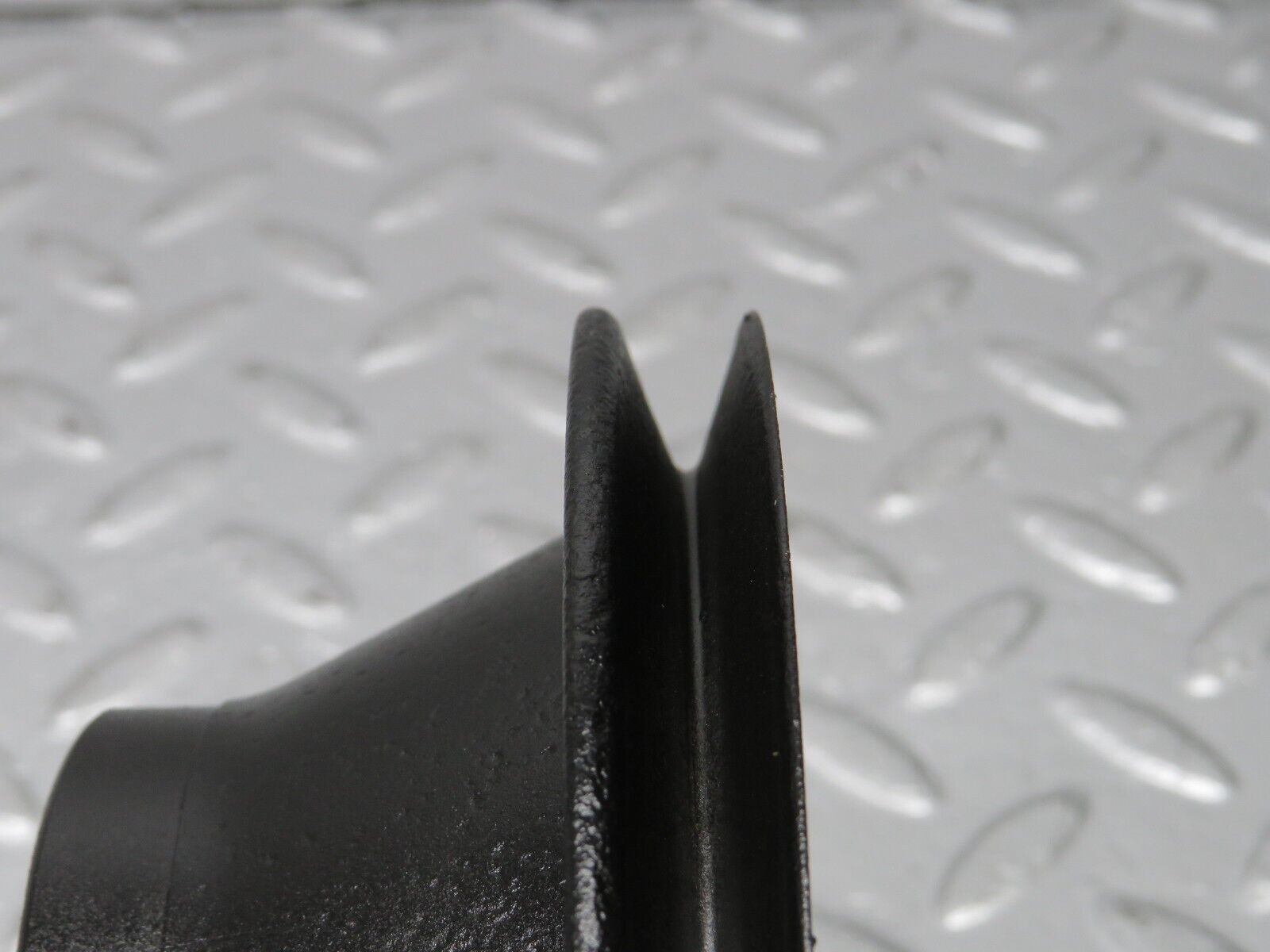 40413 Mercedes-Benz W110 230 Water Pump Pulley