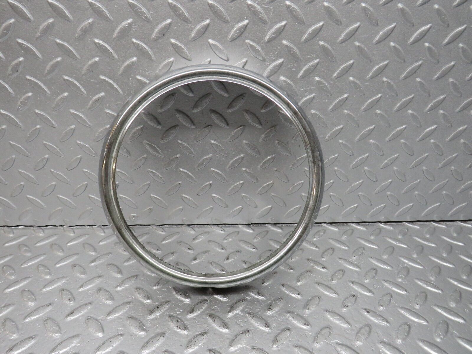 40508 Mercedes-Benz W110 230 Front Right Headlight Chrome Frame