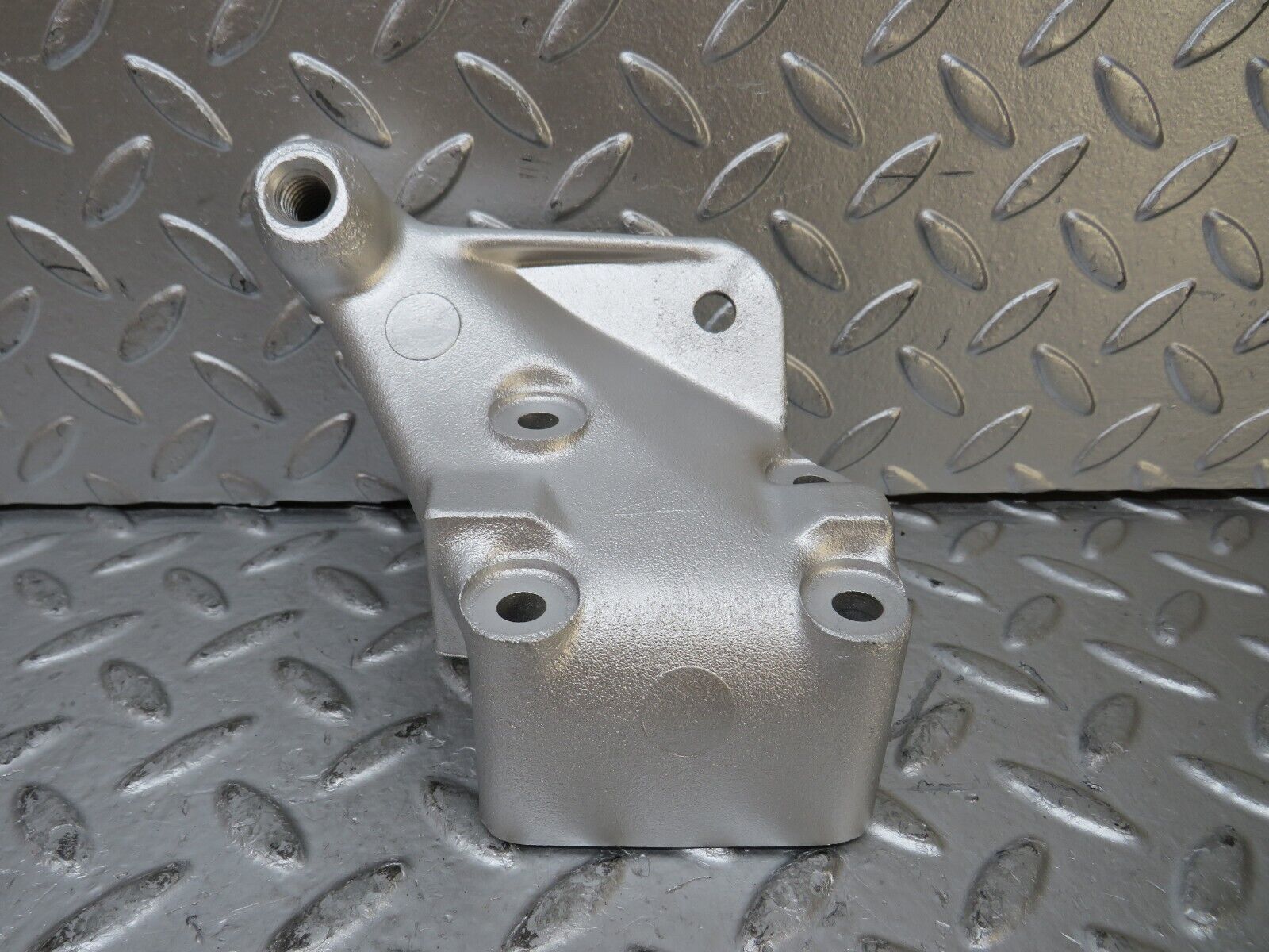 26237 Mercedes-Benz W116 450SE Engine Mount Bracket Left Side 1162232904