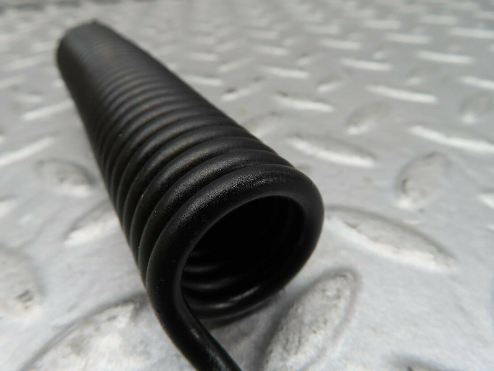 16609 Mercedes-Benz C107 380SLC Bonnet Hinge Spring