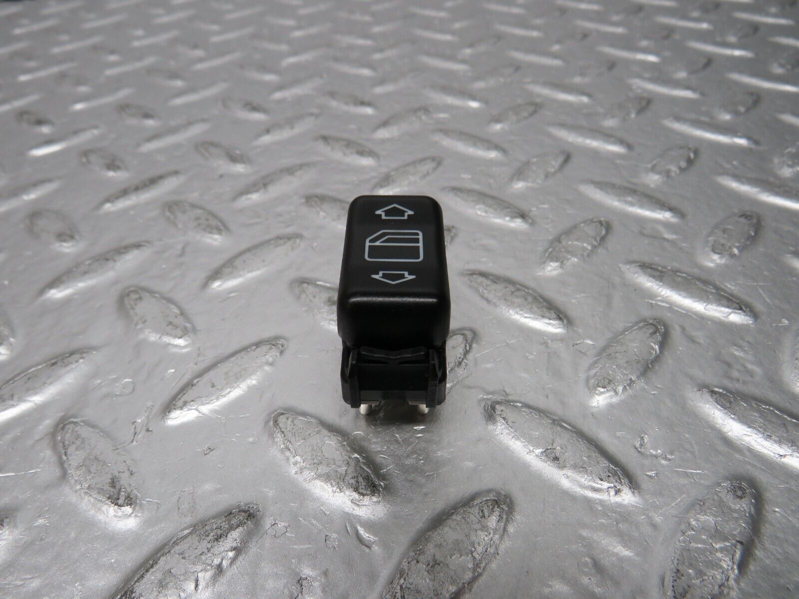 30520 Mercedes-Benz W124 230E Electric Window Switch Left Side 1248209310