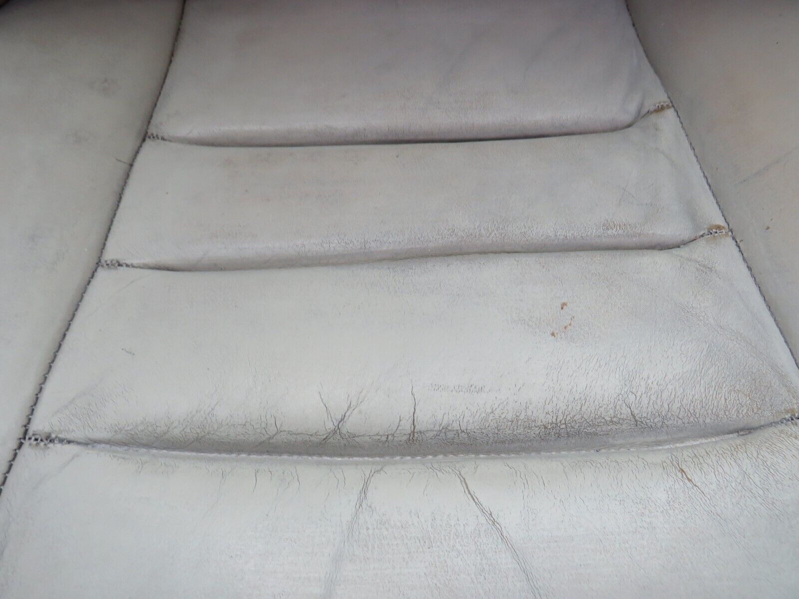 34547 Mercedes-Benz C126 380SEC Front Right Electric Driver Seat Leather Beige