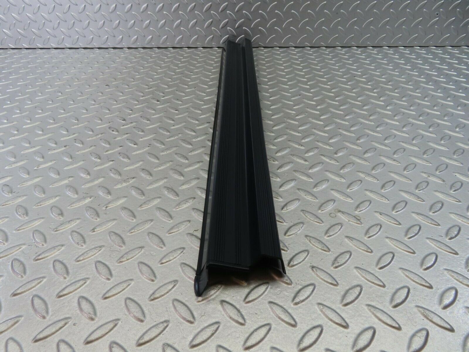 10345 Mercedes-Benz W201 190E Front Right Door Sill Blue