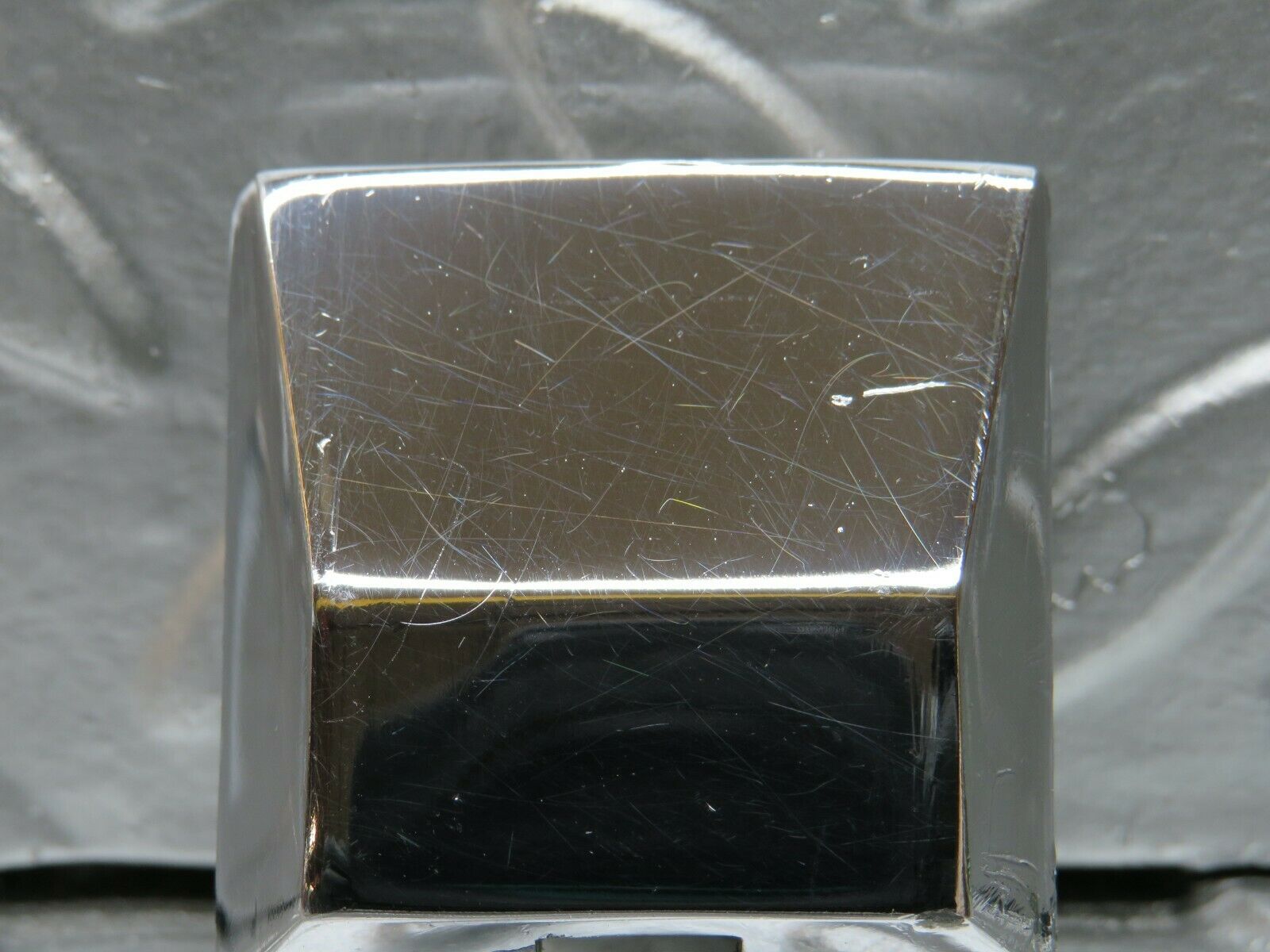 22751 Mercedes-Benz C107 450SLC Coupe Right Door Window Channel Chrome Top