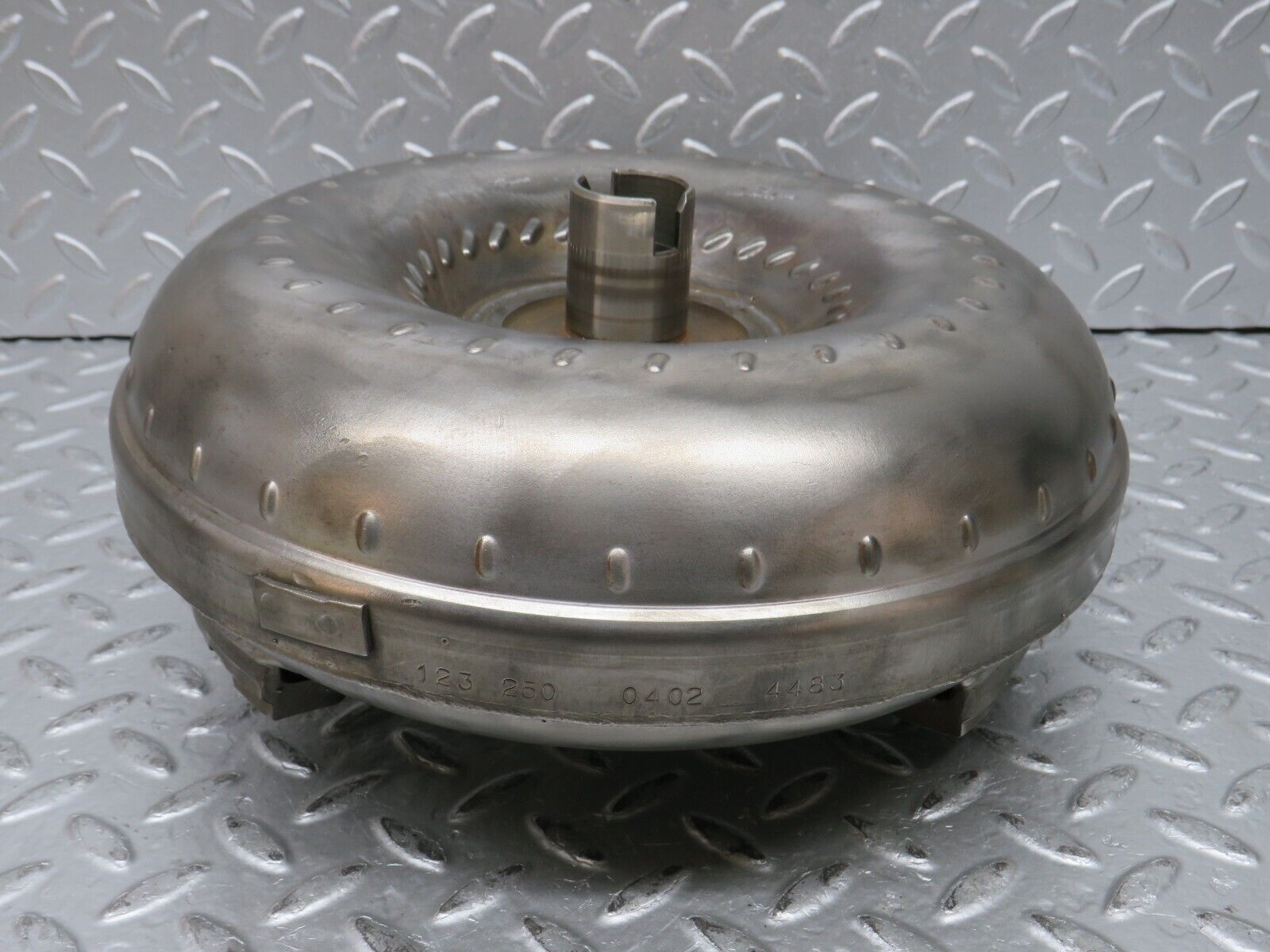 32077 Mercedes-Benz W123 230E Torque Converter 1232500402