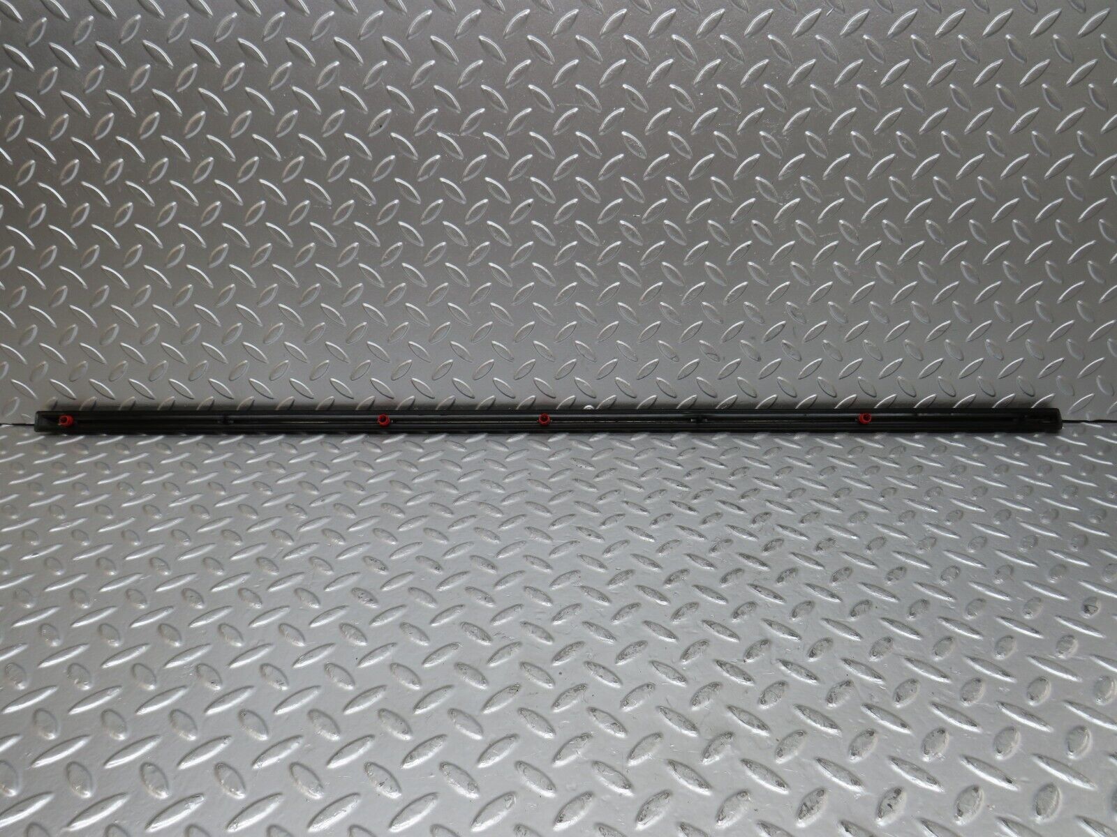 27111 Mercedes-Benz W123 280E Front Left Door Centre Moulding Trim