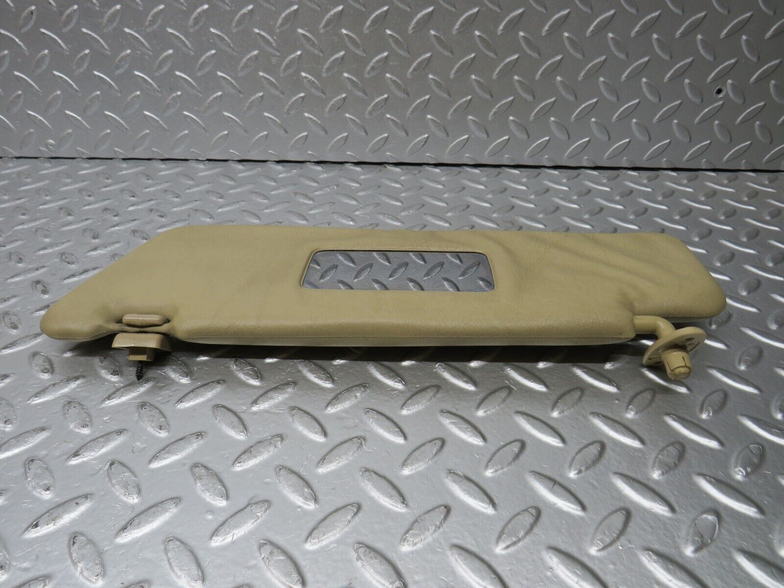 33945 Mercedes-Benz W124 260E Sun Visor Left Side Beige