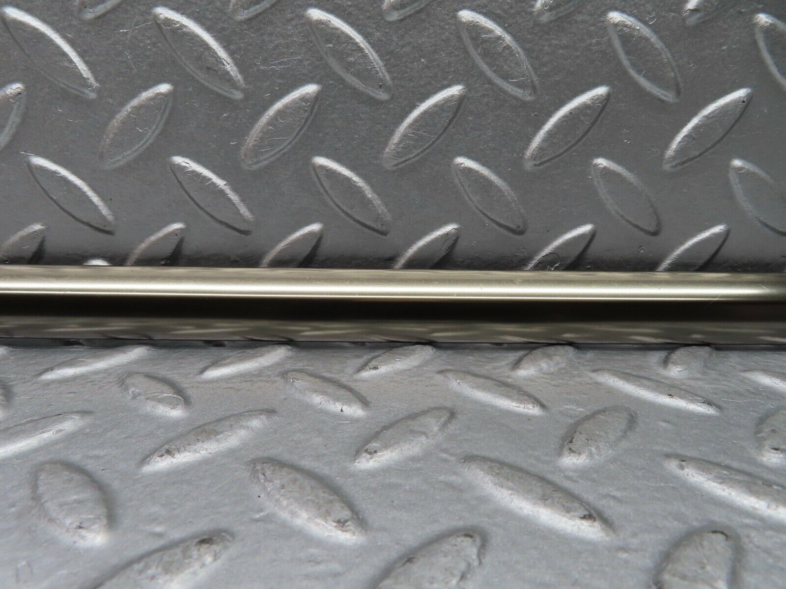 20161 Mercedes-Benz R129 300SL Coupe Right Door Chrome Moulding Trim