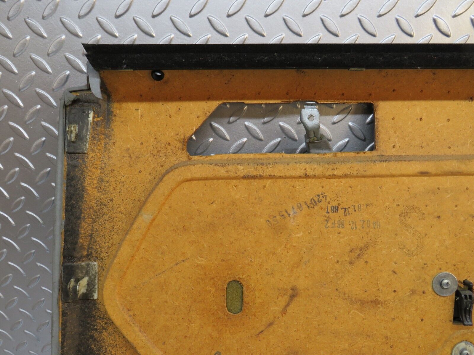 32342 Mercedes-Benz S124 300TE Wagon Rear Left Door Card Grey