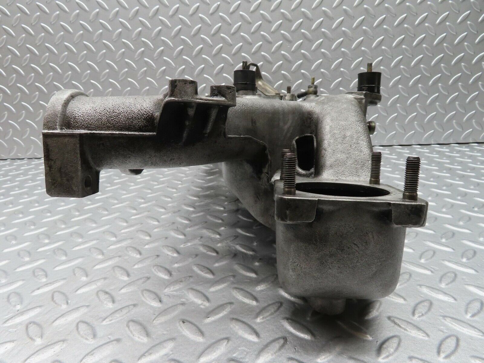 14080 Mercedes-Benz C107 280SLC Intake Manifold 1101412401