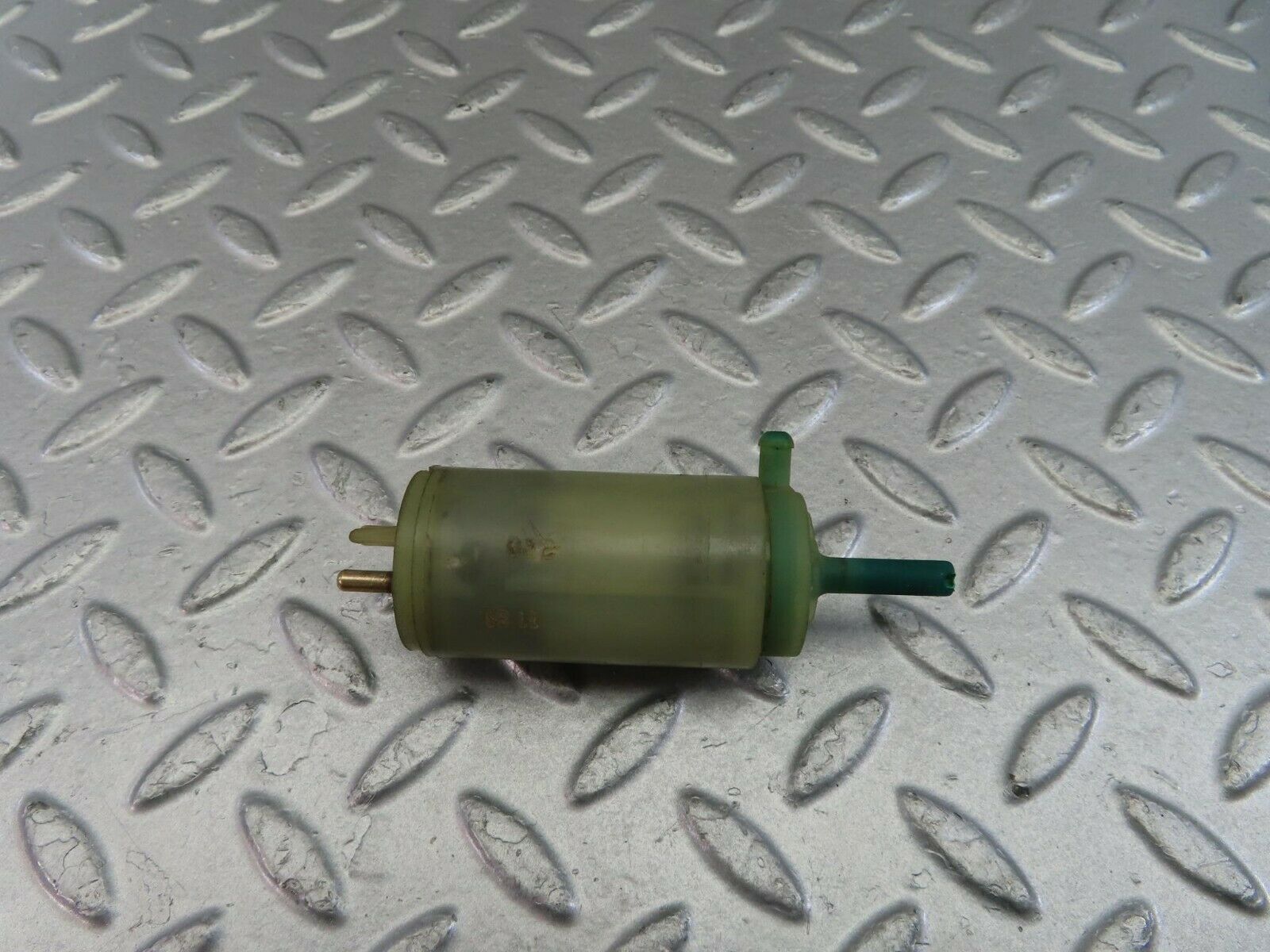 10095 Mercedes-Benz C123 230CE Coupe Windscreen Washer Pump