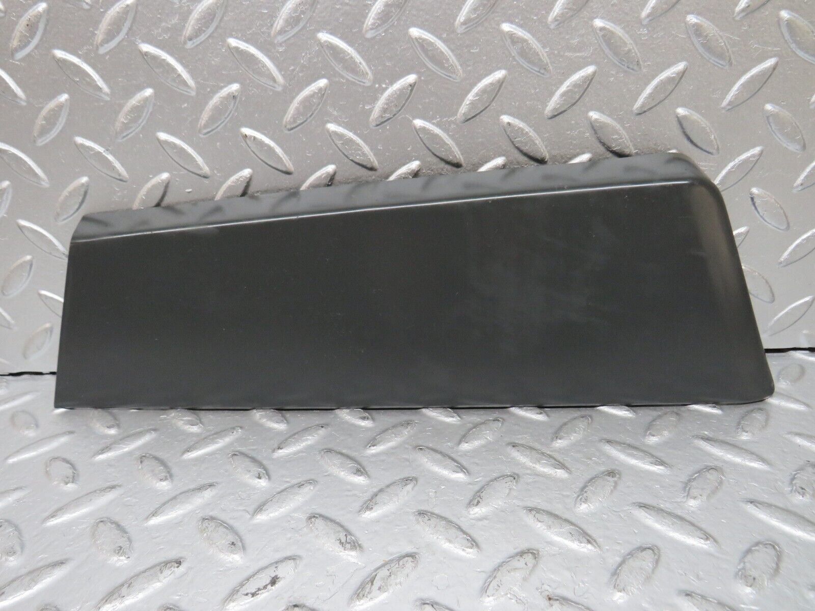 30614 Mercedes-Benz W201 190E 2.0L Rear Left Fender Wing Lower Moulding Trim 2016980354