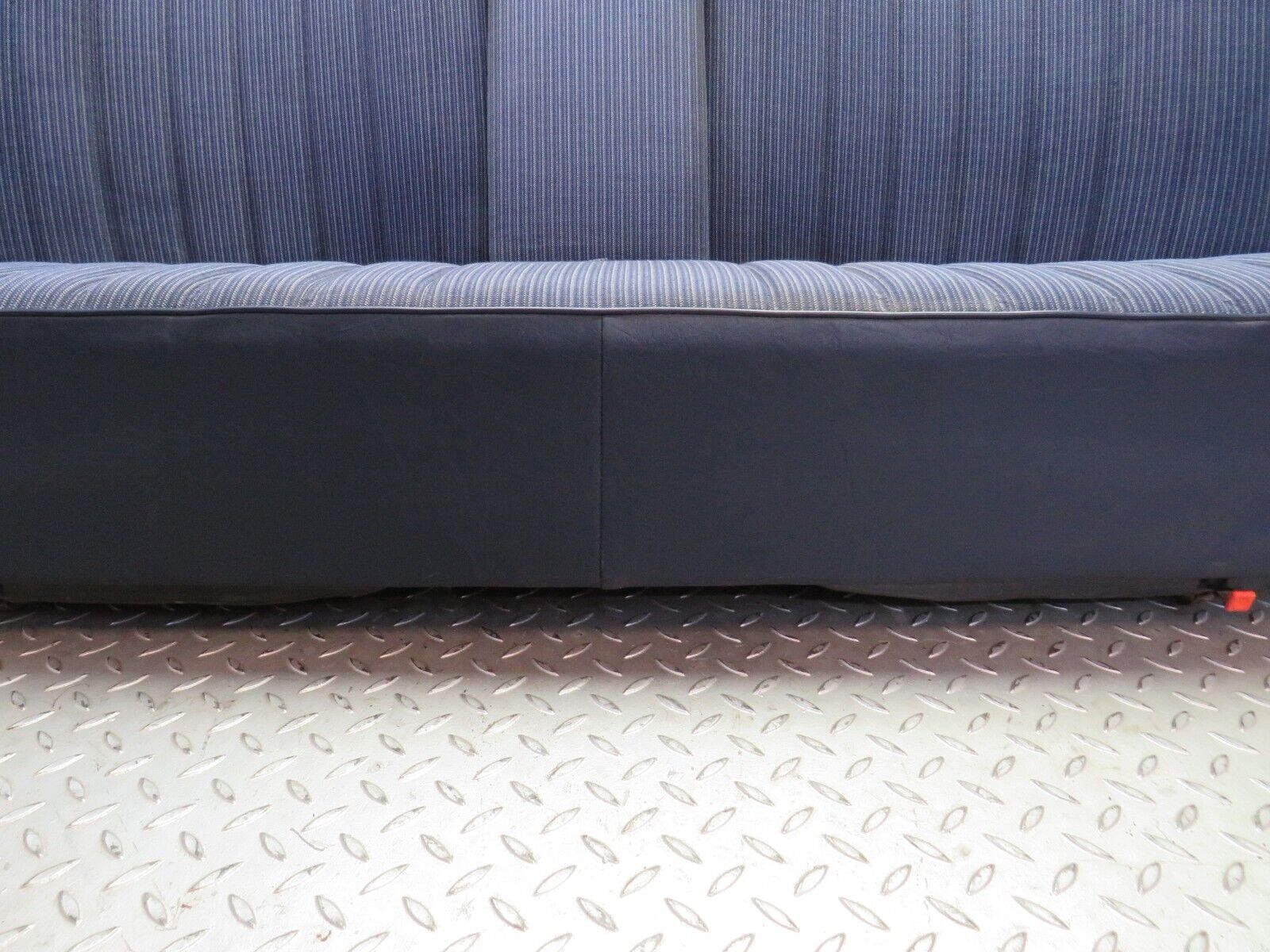 26968 Mercedes-Benz W123 240D Rear Seat Blue