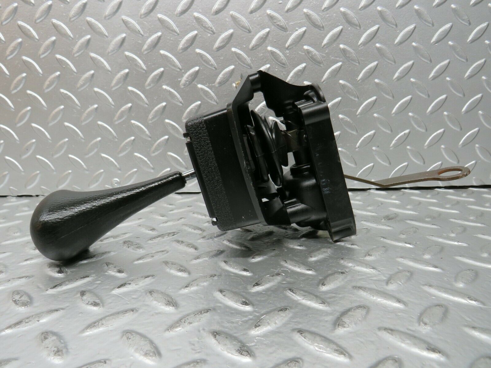 23336 Mercedes-Benz W116 350SE Automatic Gear Shift Selector