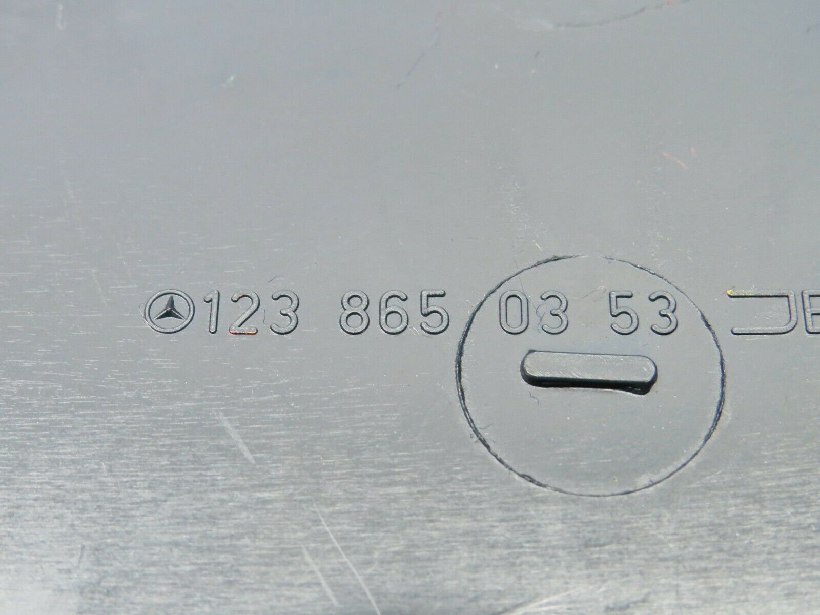 22962 Mercedes-Benz C123 230CE Coupe First Aid Box 1238650353