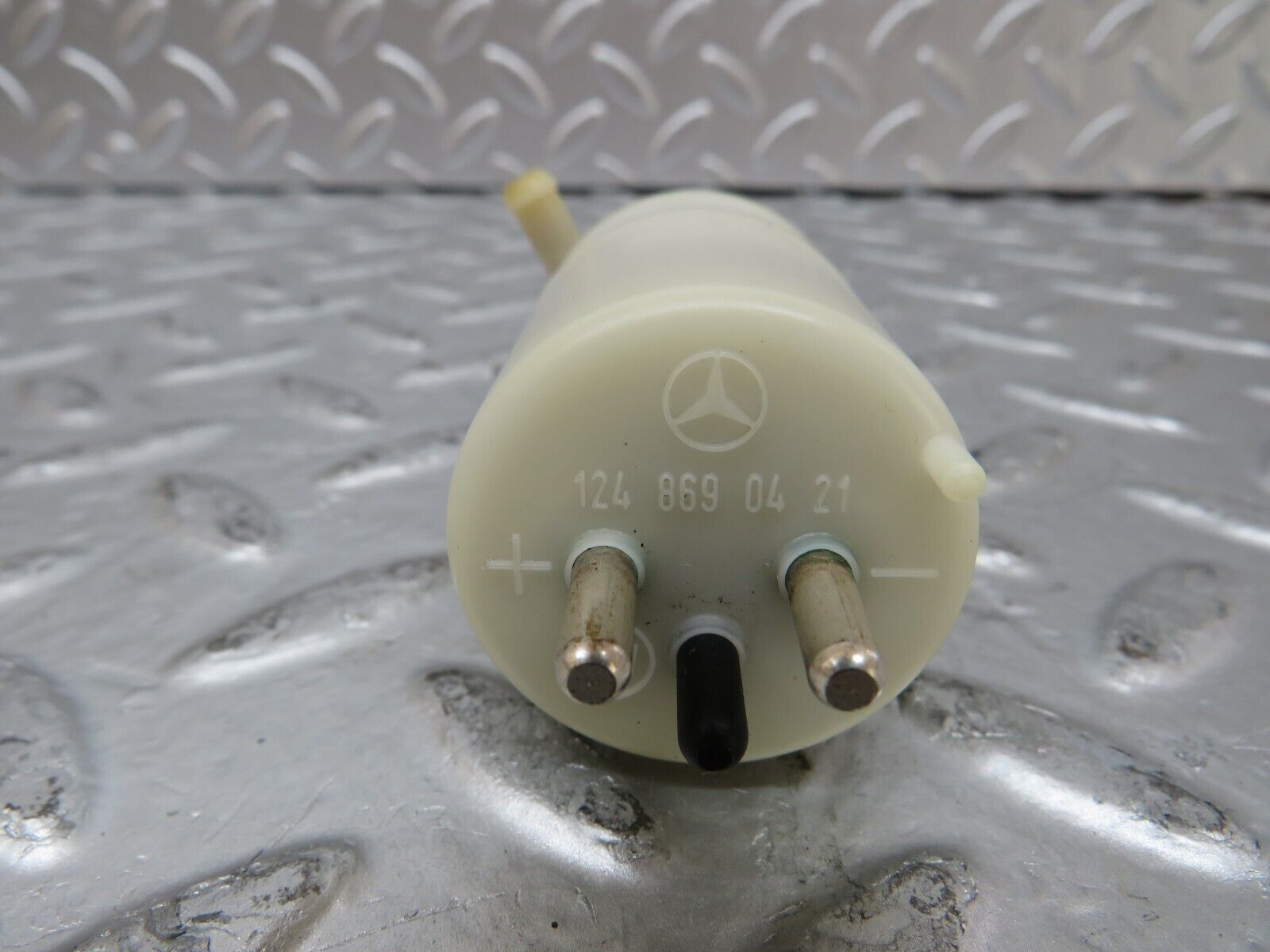 25971 Mercedes-Benz W124 280E Windscreen Washer Pump 1248690421