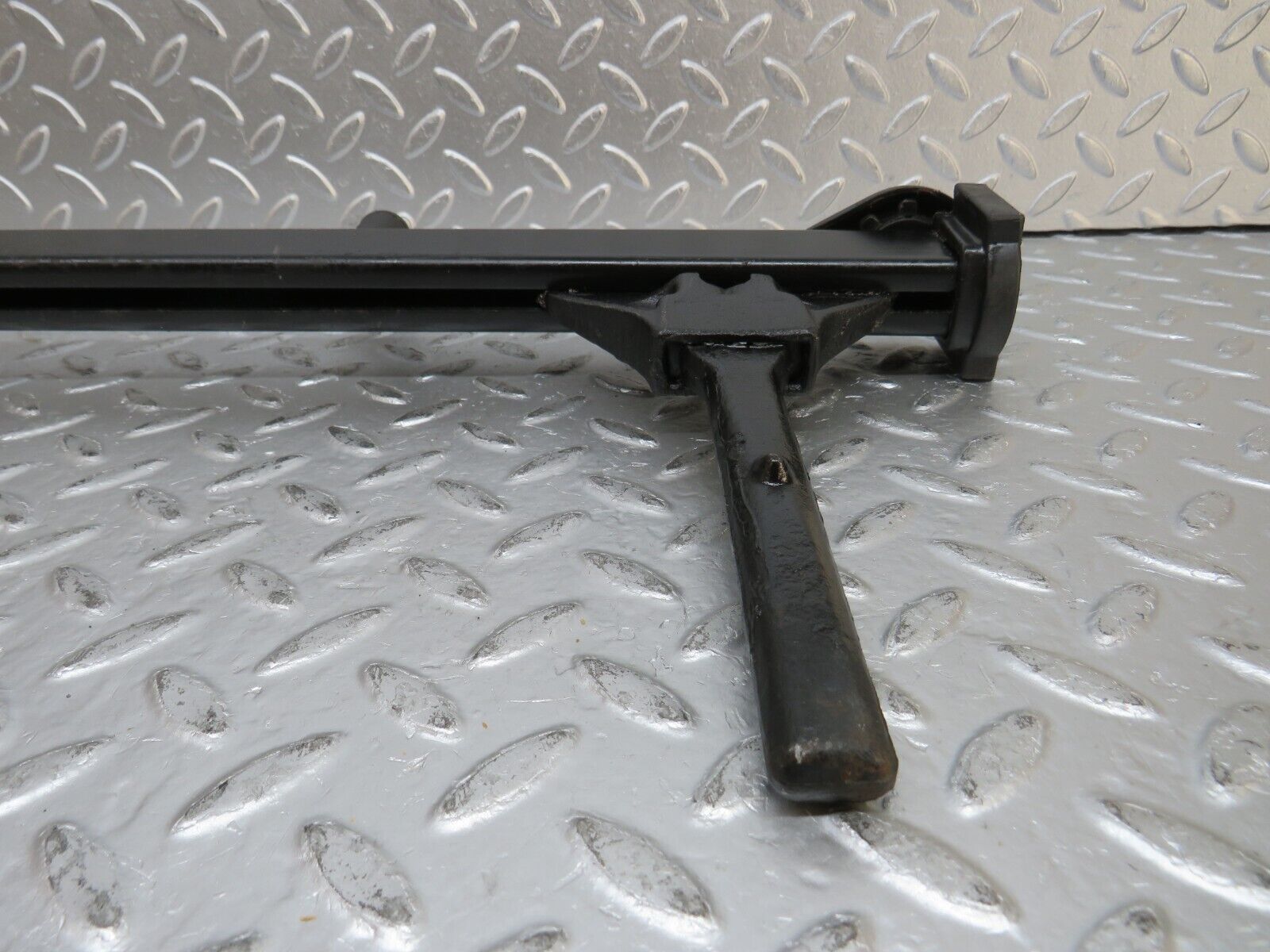 32728 Mercedes-Benz W123 Car Jack Bilstein 1235830215