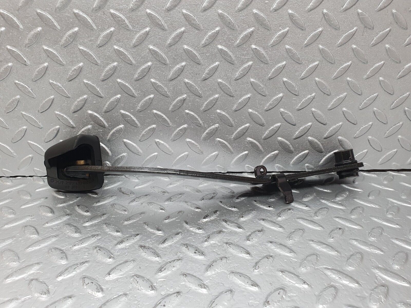 41457 Mercedes-Benz W124 200E Brake Pedal With Rubber 2012920082