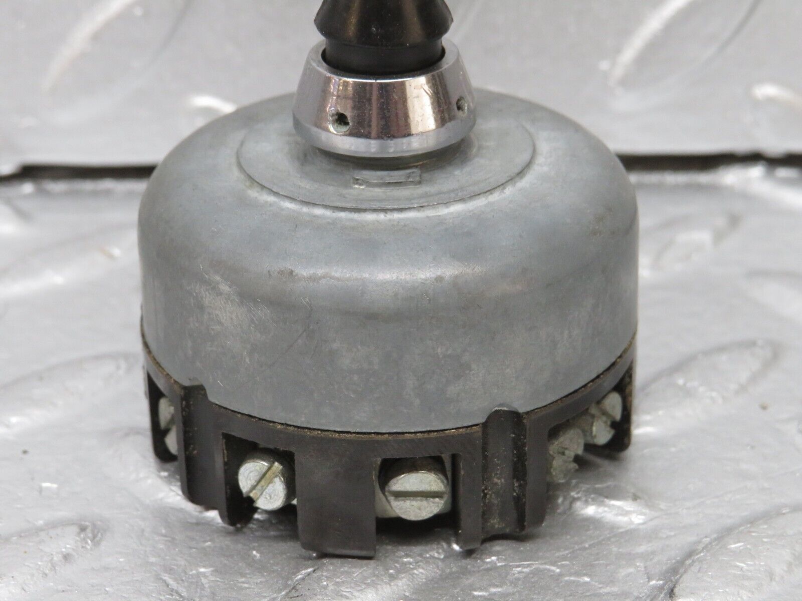 40307 Mercedes-Benz W110 230 Headlight Switch