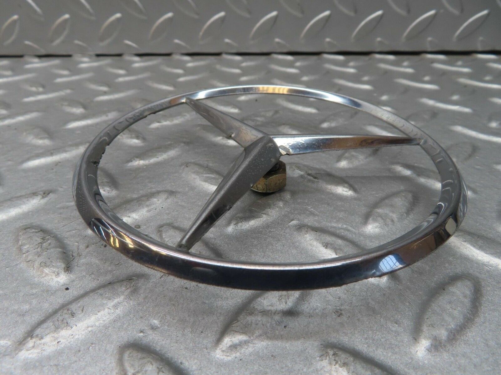 13623 Mercedes-Benz W123 200 Trunk Boot Lid Emblem 1267580058