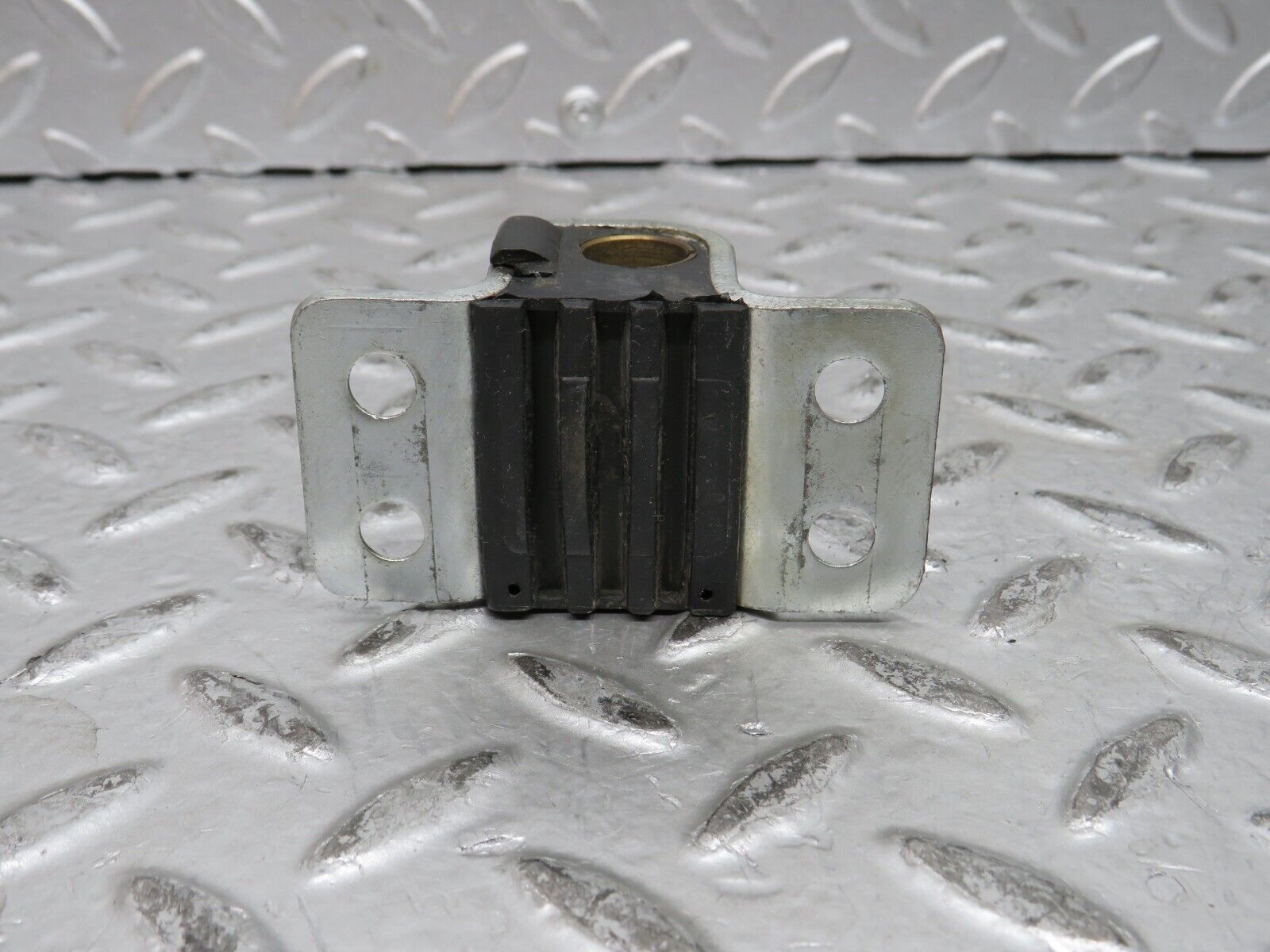 28307 Mercedes-Benz S123 240D Wagon Door Lock Latch Left