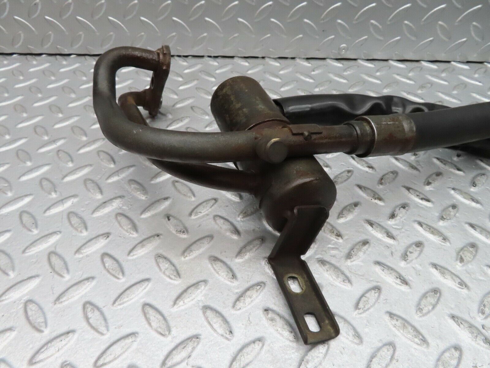 17083 Mercedes-Benz C107 380SLC Air Condition Compressor Hose Pipe