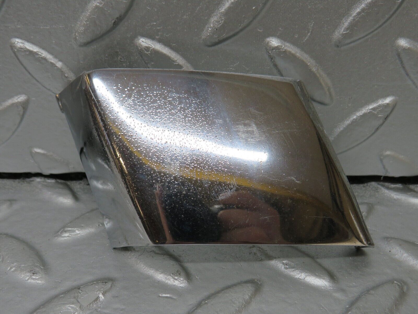 34429 Mercedes-Benz C126 380SEC Coupe Front Bumper Cover Chrome Pair