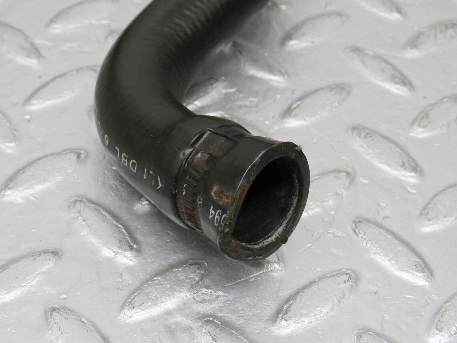 38889 Mercedes-Benz W201 190E 2.6L Heater Radiator Hose 2018320594 2018322894