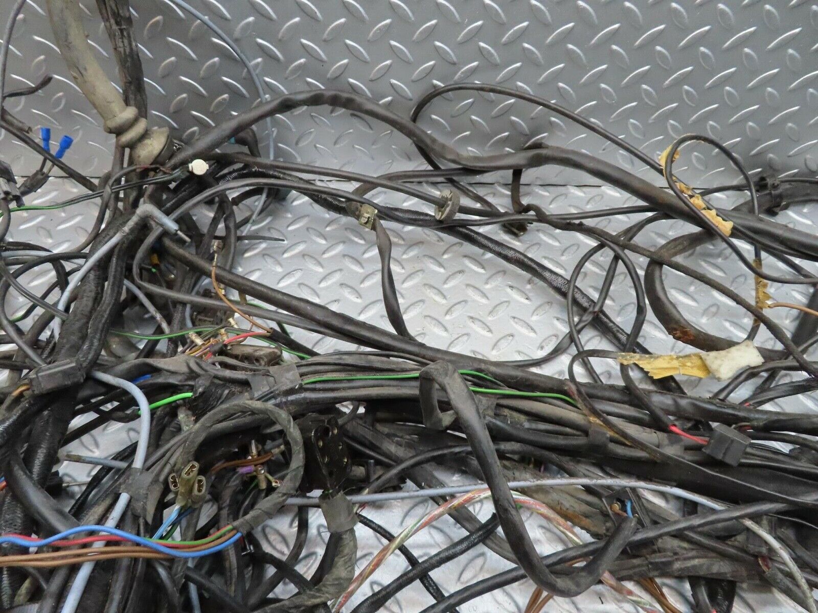 14182 Mercedes-Benz C107 280 SLC Engine Chassis Body Wire Wiring Harness