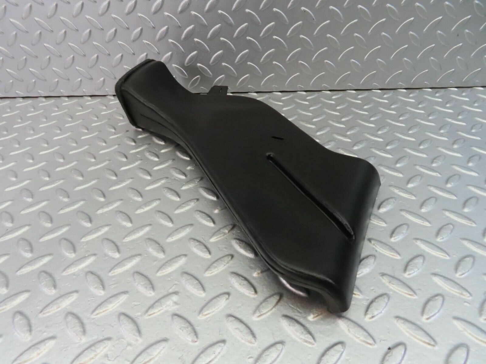 10450 Mercedes-Benz W201 190E Air Duct Heater Ventilation Left 2018310146